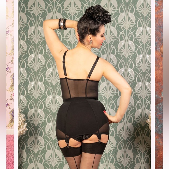 What Katie Did Corselette Glamour Nouveau - Picture 2 of 11